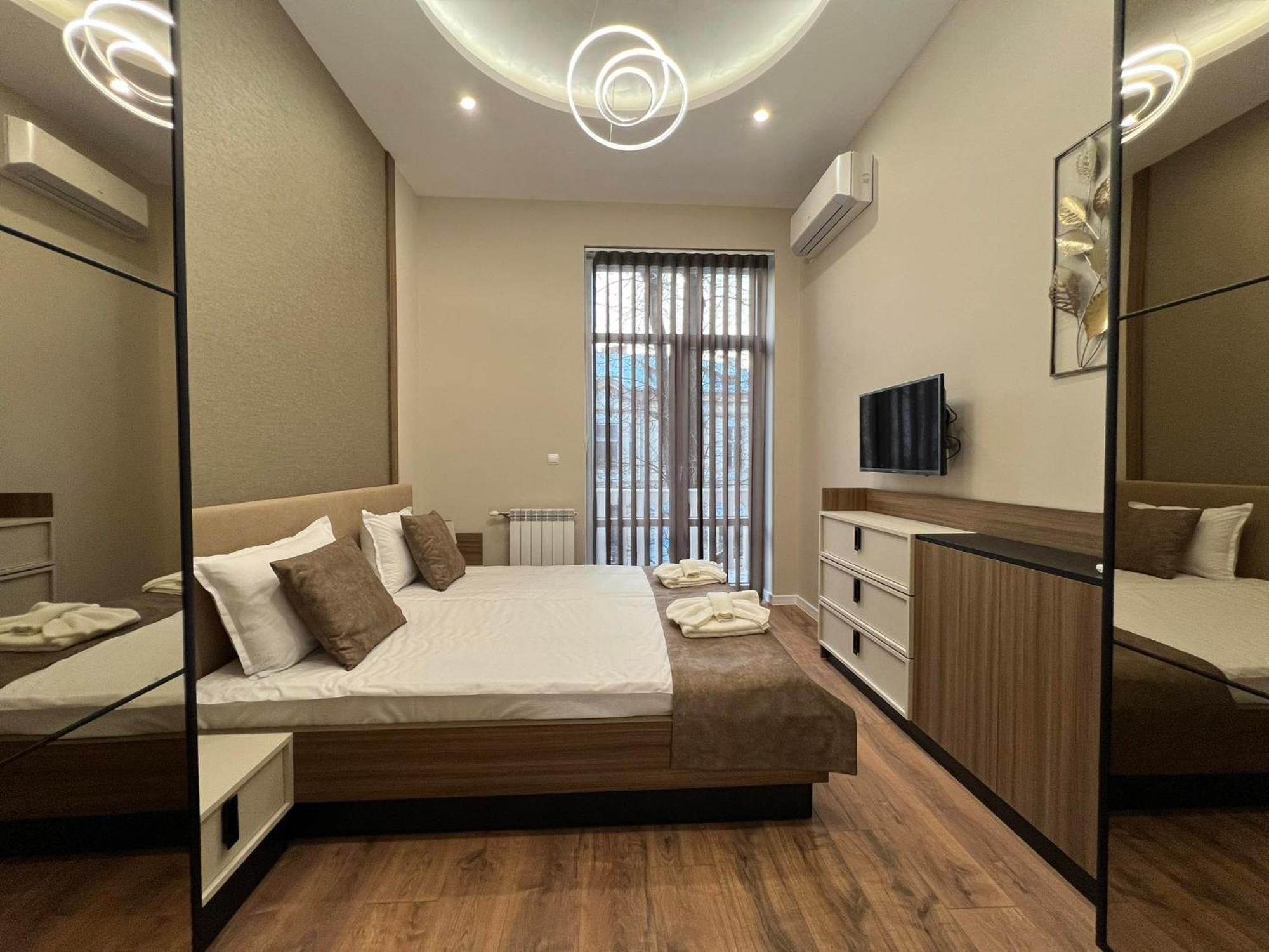 Хотел Vip Apart House Pleven Exterior foto