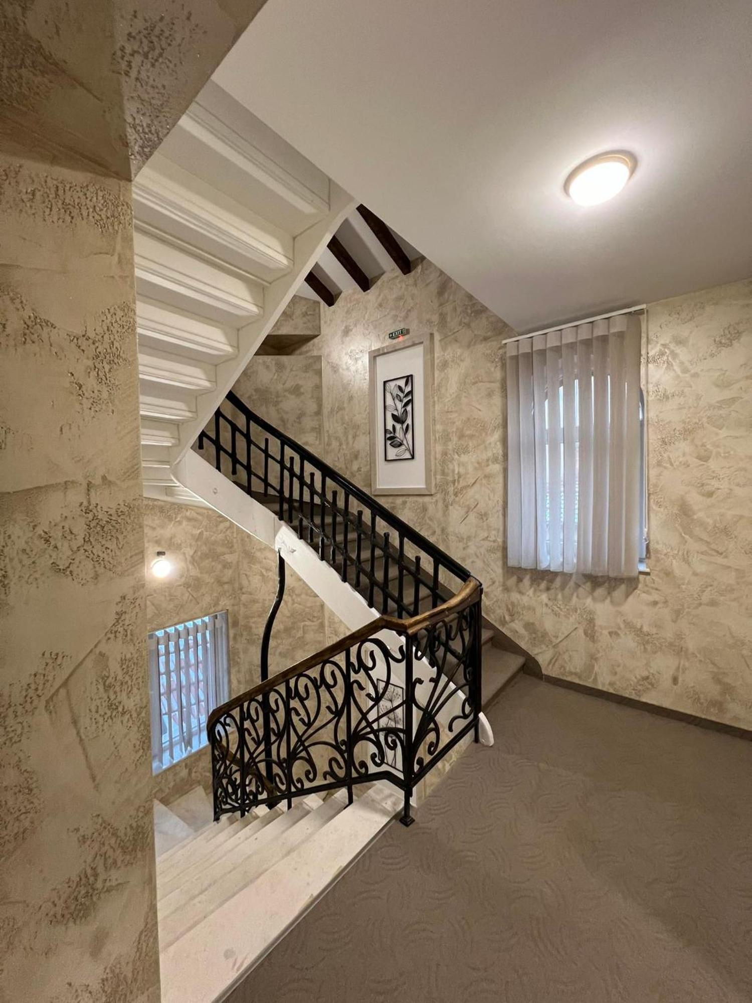 Хотел Vip Apart House Pleven Exterior foto