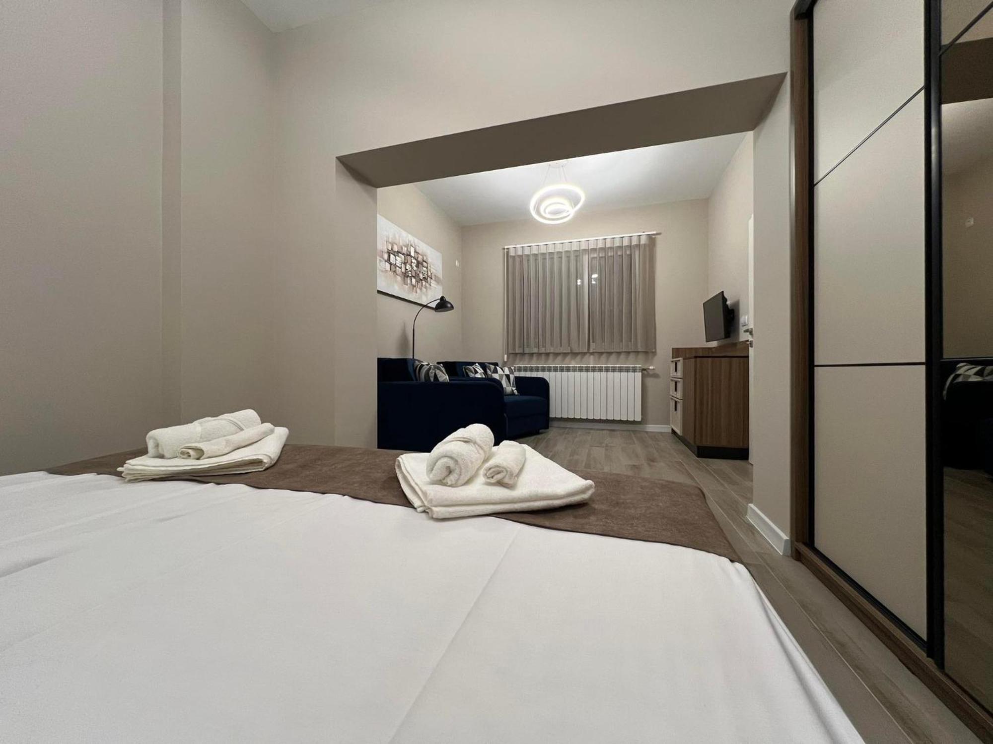 Хотел Vip Apart House Pleven Exterior foto