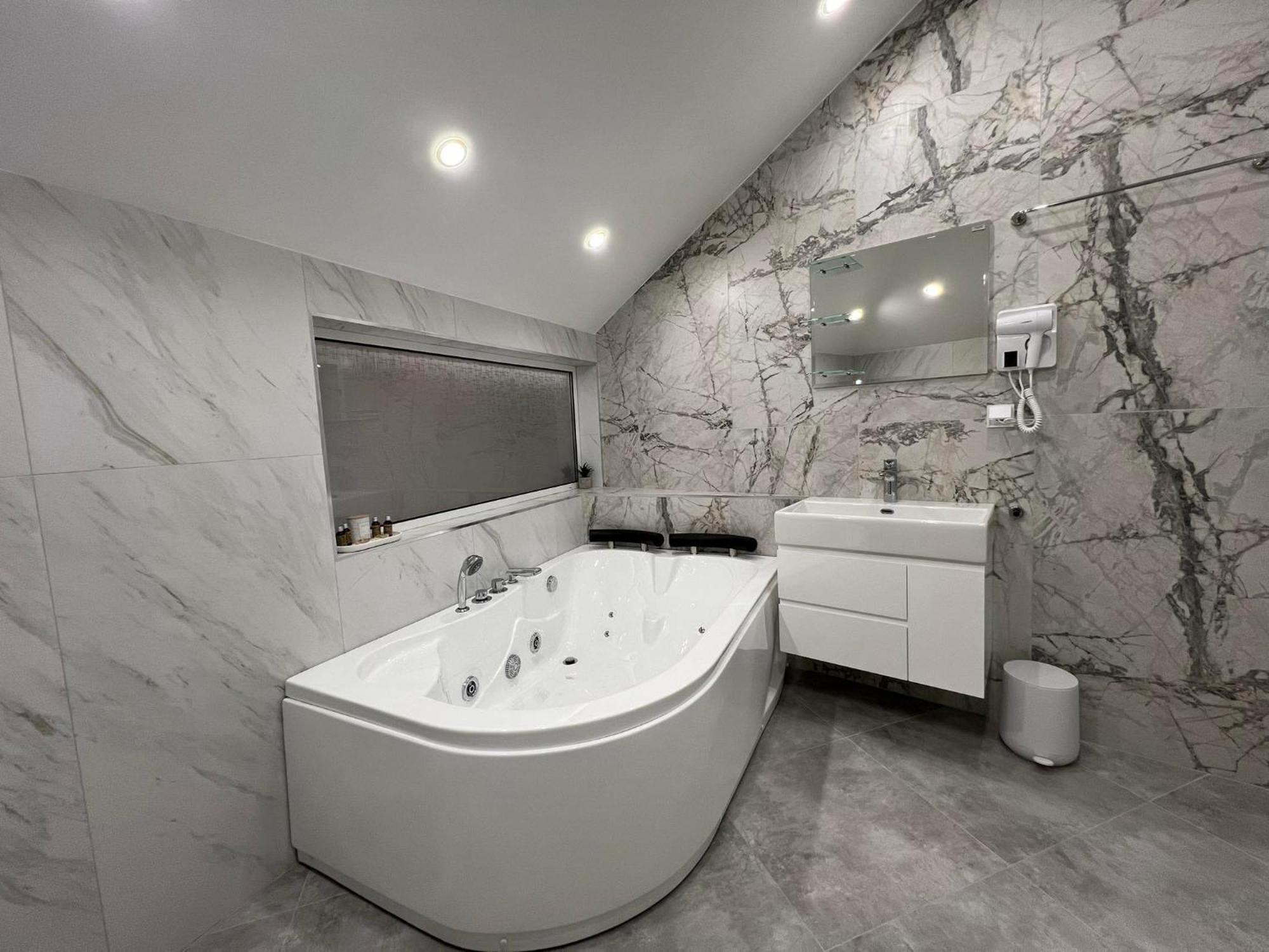 Хотел Vip Apart House Pleven Exterior foto